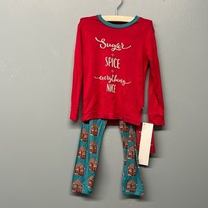 Long sleeve bay gingerbread, kickee pants
